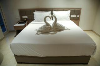 Leaf Hotel - 8