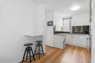 Serenity in South Yarra - Melbourne - 8