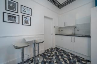 Casbah Coffee Club Suites - Deysbrook - 3