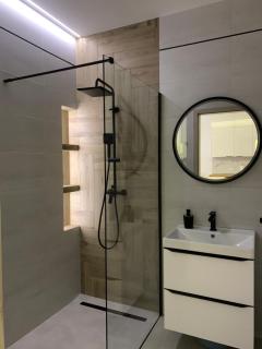LUX-COMFORT APARTAMENT Klimatyzacja, Garaż, Balkon, Idealna lokalizacja obok Galerii Gemini - Bielsko-Biała - 6