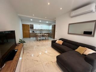 Spinola 2BR Retreat, close to sea, restaurants & cafés - St Julian's - 4