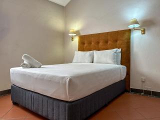 Park Gables Loftus Guest House - Pretoria - 3