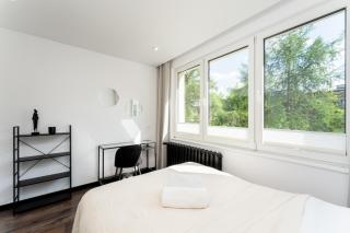 Stylish City Nest Apartment - 3