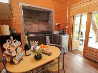 Snape Castle Garden Lodge - 7