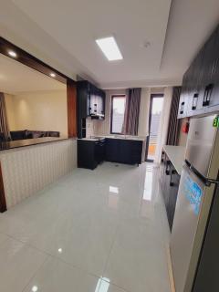Sunset View Hotel and Apartment - Kigali - 8