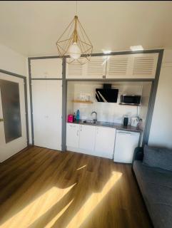 Elegante piso de sueños con piscina - 2