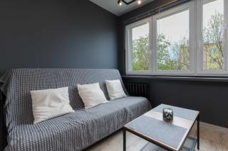 Stylish Apartment Ideal for Remote Working Close to the Sea by Noclegi Renters - Danzig - 9