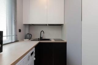 Stylish Apartment Ideal for Remote Working Close to the Sea by Noclegi Renters - 8