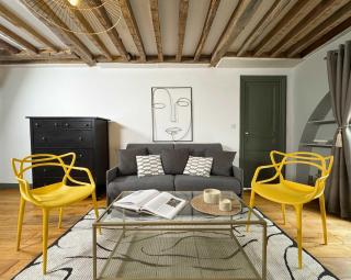 Unique Authentic Apartment in Le Marais - París - 6