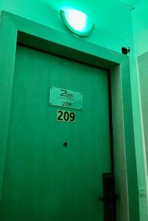 Zotos Luxury Studios & Apartments - 9