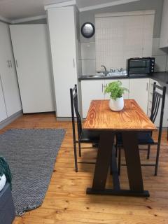 Tevrede Guest Cottage - Bloemfontein - 0