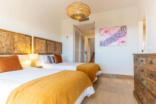 Fantástico Ático Dúplex en Marbella, con vistas al mar y a 300 metros de la playa - Marbella - 3