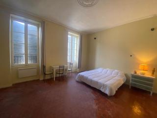 Grand studio Roquemaure - 0