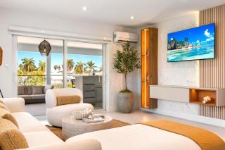 Maison Grand Blue Arenas with Minigolf Canal and Game Room - Key Colony Beach - 5