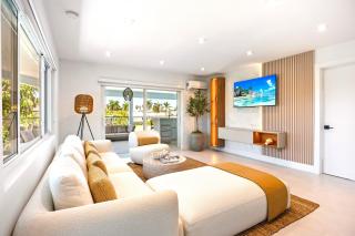 Maison Grand Blue Arenas with Minigolf Canal and Game Room - Key Colony Beach - 6