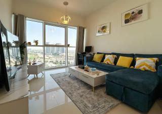 Bespoke Holiday Homes - Modern 1BR in Carson Tower Damac Hills - 0