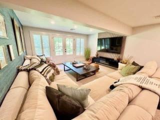 Modern 3b3b Country House and Barn on quiet road - 8