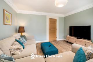 Pass the Keys Family Friendly Country House with Indoor Pool - Abingdon - 5