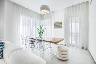 Brand New Canal Home with Terrace by Missoni - Sabkhah - 1