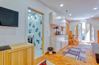 Homey Haven with a Rustic Charm - Lissabon - 0