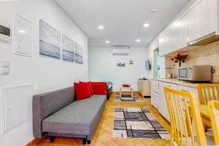 Homey Haven with a Rustic Charm - Lissabon - 4