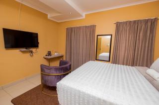 WoodMead Guest House - Manzini - 7