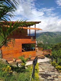 Cabaña con vistas a la montaña - 0