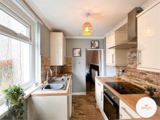 Mariposa House - Boutique Retreat in South Wales - Abertillery - 9