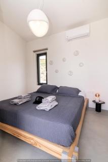 Rockaine Echoes Suite - Città di Tinos - 5