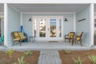 Peaceful Paradise Steps to Beach Pool & Hot Tub - 6
