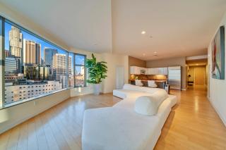 Stylish 2BR in Downtown LA with City Views - Los Angeles - 2