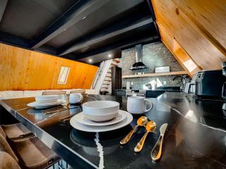 Modern Luxurious A-Frame - Playground - Pine - 8