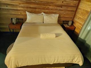 Mokolodi Conservancy Chalets - Gaborone - 3