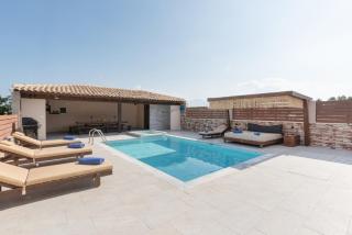 M & S Villa - 4 bedroom villa with heated pool - Pastida - 9