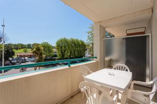 Studio parfaitement équipé face au golf de ciboure , avec piscine et place de parking - Ciboure - 0