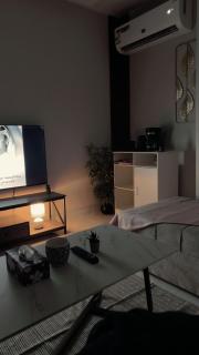 Elegant Room Apartment and Place with Smart Entrance - Riade - 1
