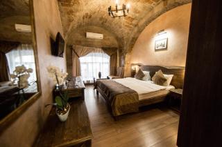 Passage Antique Hotel - Bakoe - 9