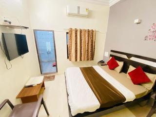 Hotel Jasmine Paldi Ahmedabad - 7
