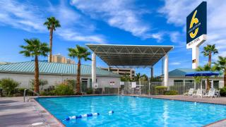 Studio 6 Suites Las Vegas, NV - Tropicana - Las Vegas - 0