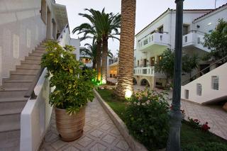 Flamingos Hotel Apartments - Kato Daratso - 3