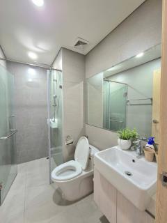 2 Bedrooms Apartment Homestay Dragon Castle Bãi Cháy - Ha Long - 4