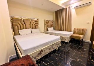 Blue Sky Hotel - Lahore - 9