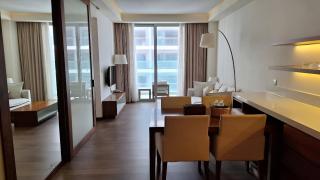 Aparthotel in A la Carte - 2 bedrooms, beachfront, central, outdoor pool - Danang - 0