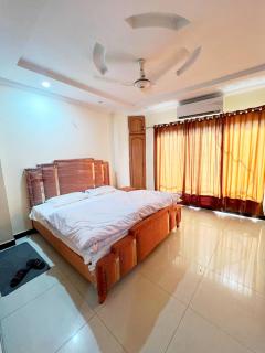 Maahi Service Apartments - Rawalpindi - 1