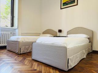 ComeCasa 3 Bedrooms Apartment near Bocconi - Milan - 1