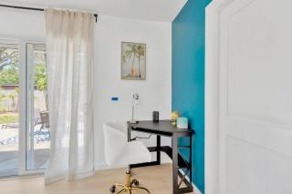The Modern Palms few mins from Downtown Tampa Ybor city - 3