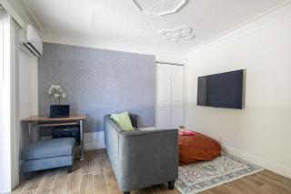 Chic & Cozy 1 bed w Free Parking - Hollywood - 9