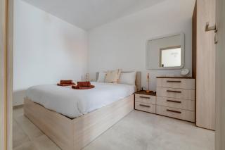Charming Central Apartment, Your Perfect Getaway - Msida - 6