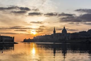 Charming Central Apartment, Your Perfect Getaway - 4