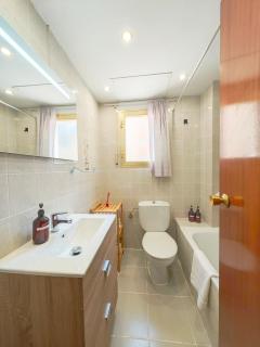 Reina Apartment 150m to Beach with Pool and Balcony near to PortAventura - Salou - 2